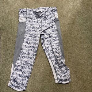 Athleta cropped leggings